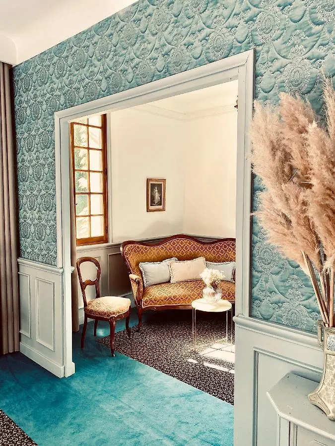 Chateau De Fontager Serves-sur-Rhone Hotel